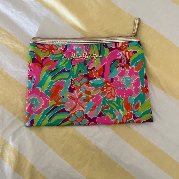 Lilly Pulitzer Accessories - Lilly Pulitzer makeup bag
